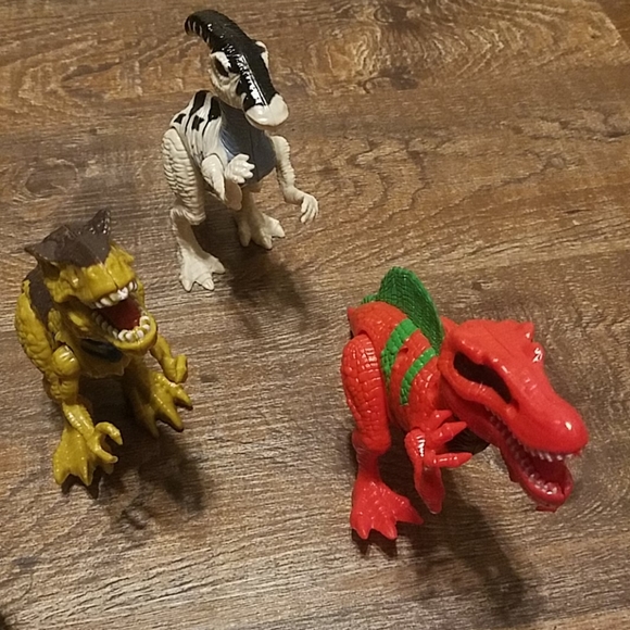 Dinosaur collection - Picture 3 of 3